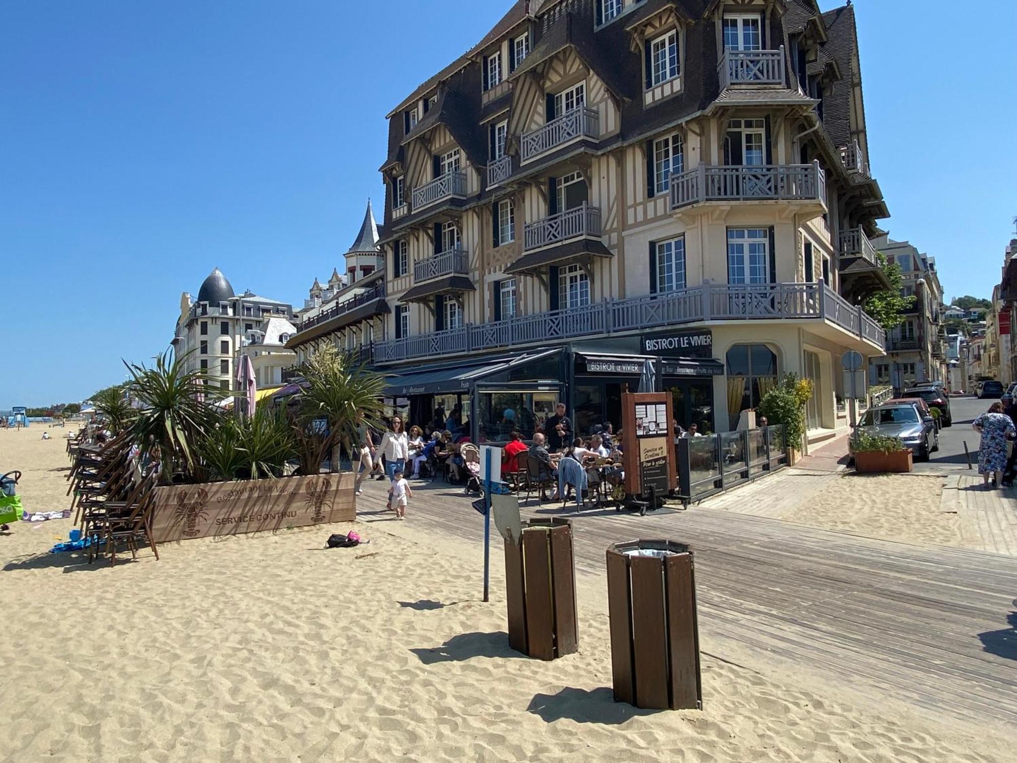 Cote Plage - Magnifique Appartement De Charme A Trouville Sur Mer - Linge - Lit Fait - Parking - Wifi - Classe Par L'Office Du Tourisme Ngoại thất bức ảnh