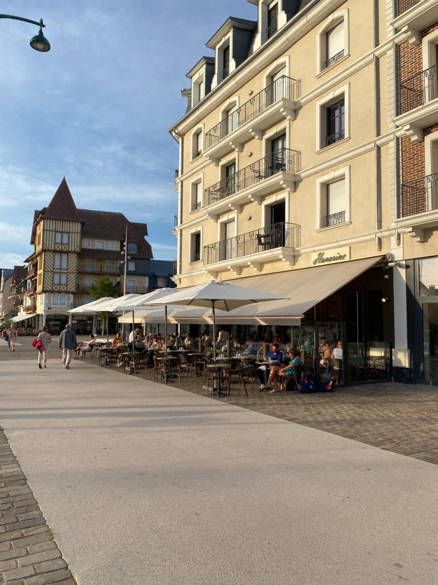 Cote Plage - Magnifique Appartement De Charme A Trouville Sur Mer - Linge - Lit Fait - Parking - Wifi - Classe Par L'Office Du Tourisme Ngoại thất bức ảnh