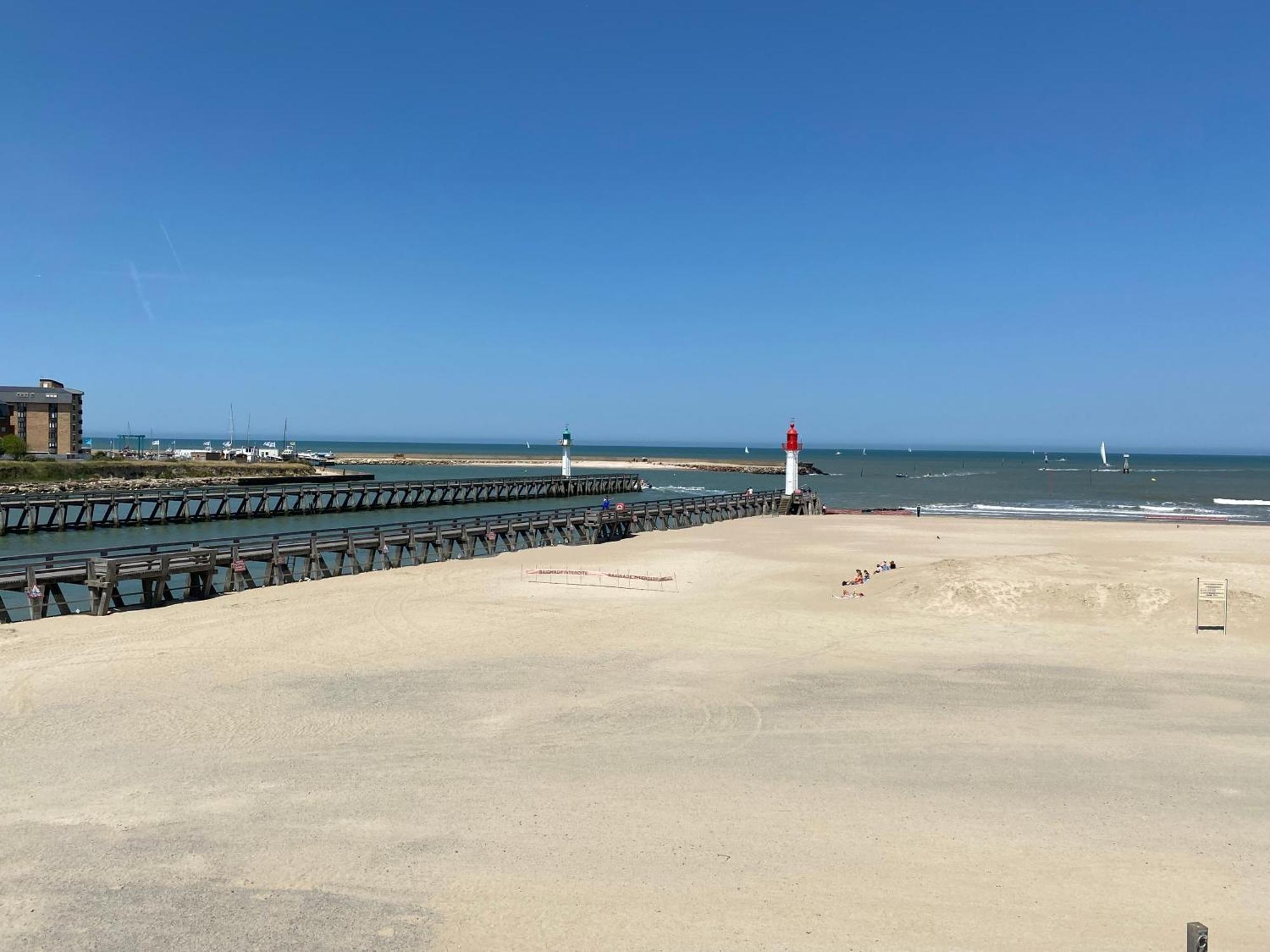 Cote Plage - Magnifique Appartement De Charme A Trouville Sur Mer - Linge - Lit Fait - Parking - Wifi - Classe Par L'Office Du Tourisme Ngoại thất bức ảnh