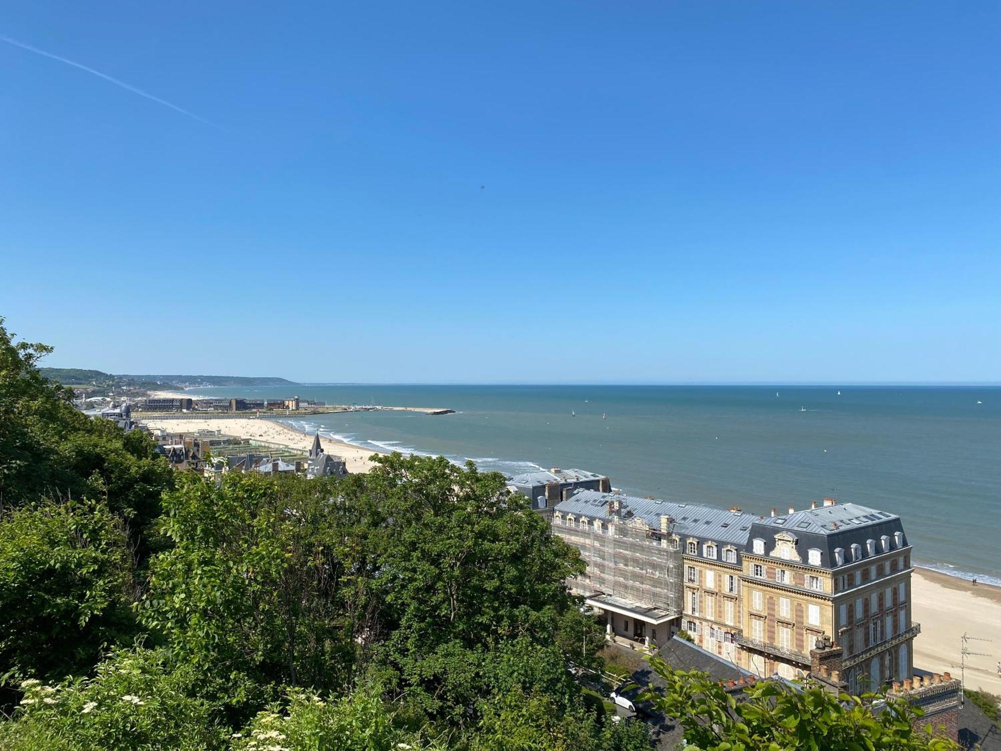 Cote Plage - Magnifique Appartement De Charme A Trouville Sur Mer - Linge - Lit Fait - Parking - Wifi - Classe Par L'Office Du Tourisme Ngoại thất bức ảnh