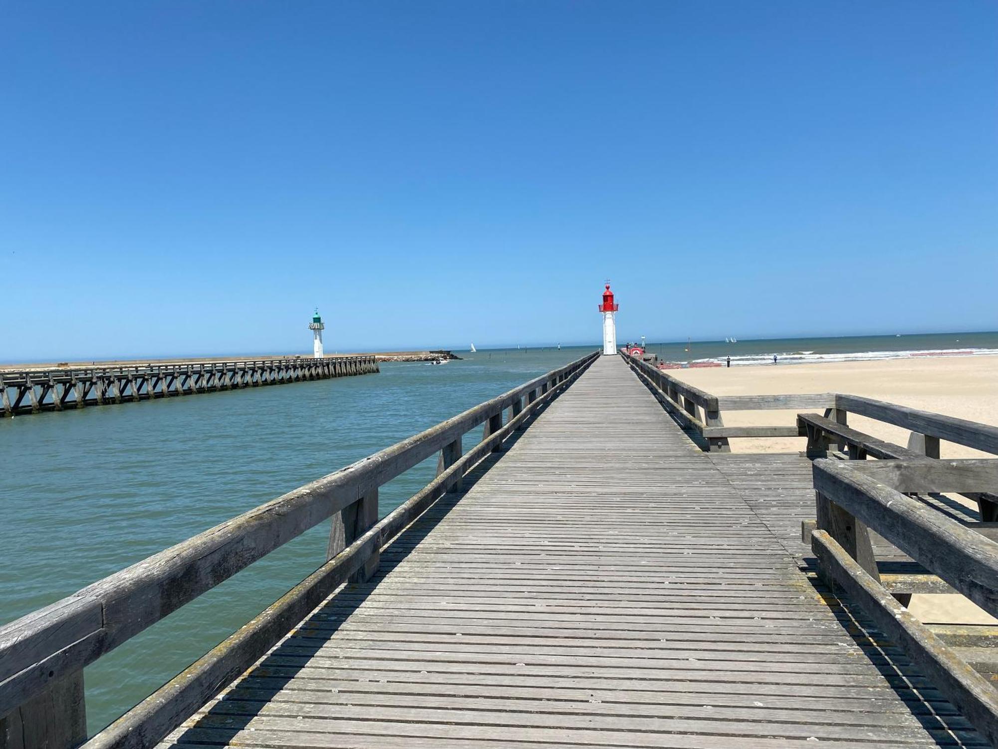 Cote Plage - Magnifique Appartement De Charme A Trouville Sur Mer - Linge - Lit Fait - Parking - Wifi - Classe Par L'Office Du Tourisme Ngoại thất bức ảnh